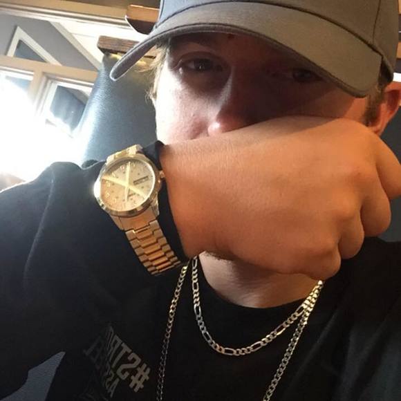 Meet your Posher, Tyler - Picture 1 of 1